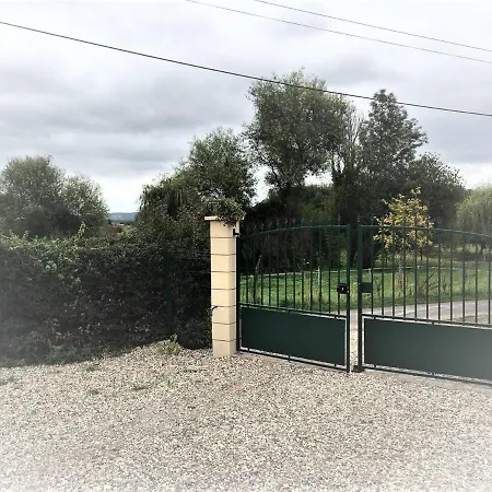 3-bed House Close To Honfleur Casa de Férias Marais-Vernier