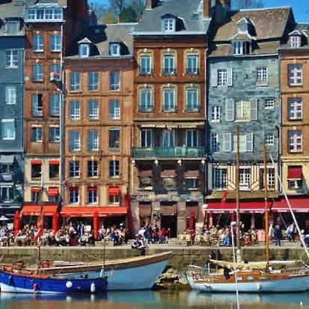 3-bed House Close To Honfleur Casa de Férias *