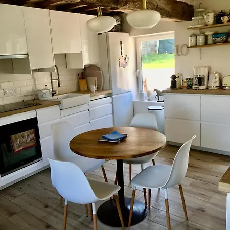 3-bed House Close To Honfleur * Marais-Vernier